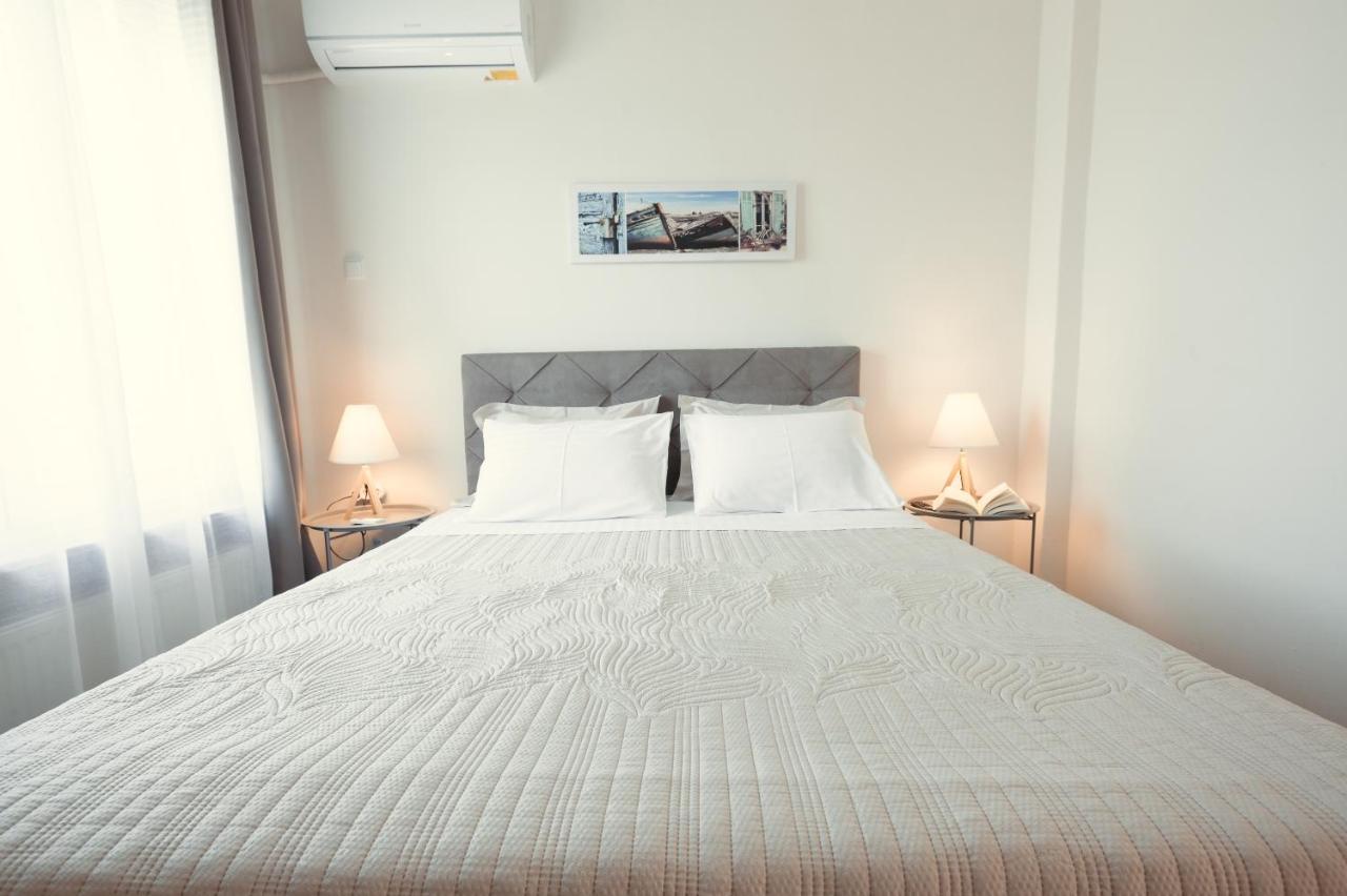Bay View Apartment ลีเมนาส ภายนอก รูปภาพ