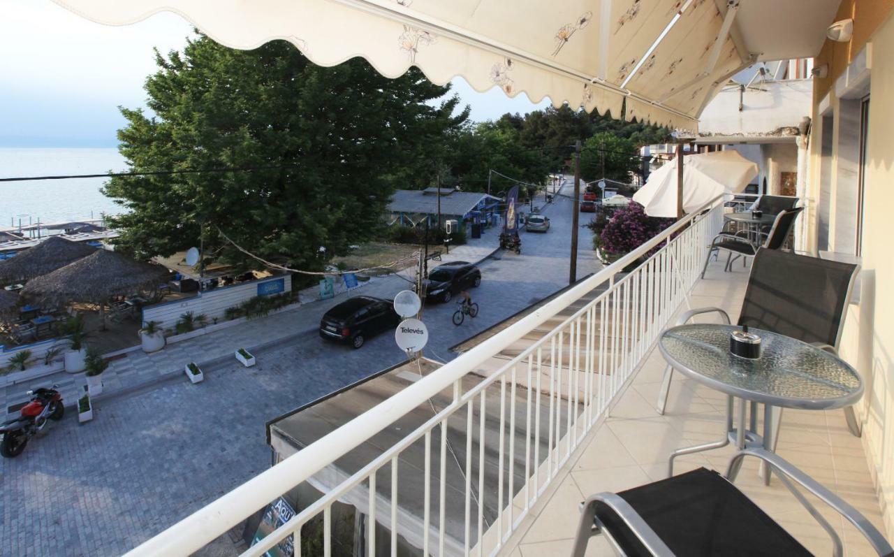 Bay View Apartment ลีเมนาส ภายนอก รูปภาพ